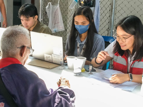 {{brizy_dc_image_alt imageSrc=